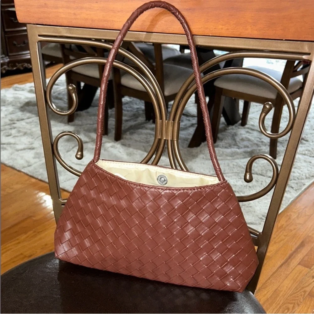 Dark Brown Woven Shoulder Bag - Picture 7 of 8